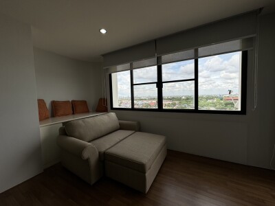 ริเวอไรน์ เพลส คอนโดมิเนียม /  218.43 ตารางเมตร ชั้น 12 *