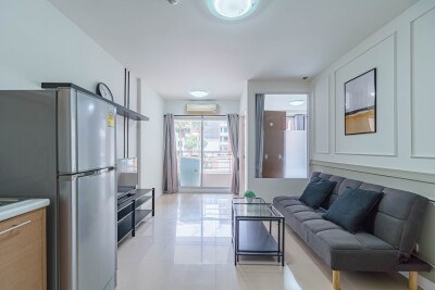 ไอวี่ รัชดา / 35 ตรม. ชั้น 2 อาคาร A