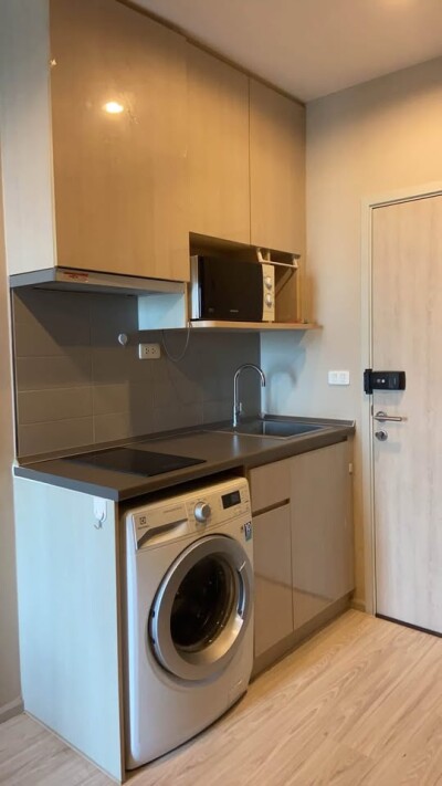 ไอดีโอ โมบิ สุขุมวิท อีสท์เกต / 30.14 ตร.ม.ชั้น 9 (ห้องริม)