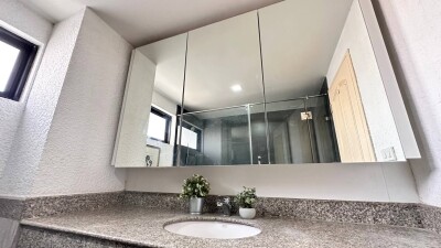 ลาส โคลินาส / 185 ตร.ม. ชั้น 18