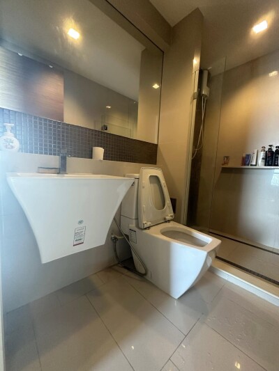 อัปเดตล่าสุด 27/03/68 : ริธึ่ม พหลฯ - อารีย์ /  67 ตร.เมตร  ชั้น 26-18