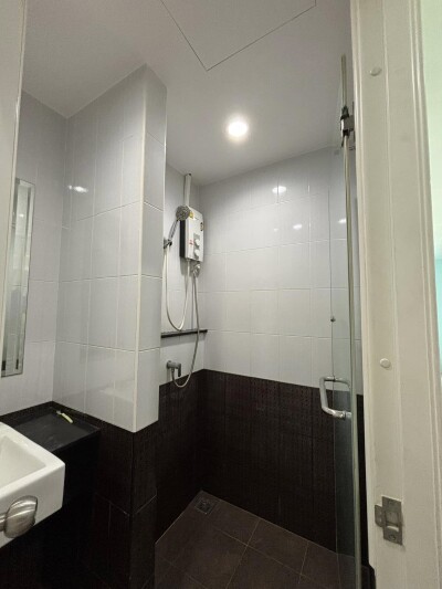 อัปเดตล่าสุด 28/02/68 : อัสสกาญจน์ เพลส ศรีนครินทร์ / 29.24 ตรม. (สตูดิโอ) ชั้น 17-4