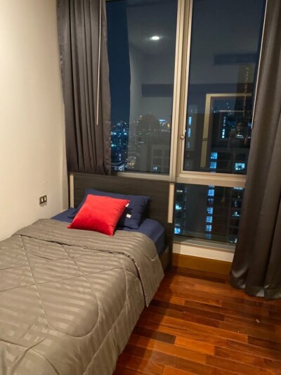 สกาย วิลล่า สาทร คอนโดมิเนียม / ขนาด 74 ตรม. ชั้น 31-14