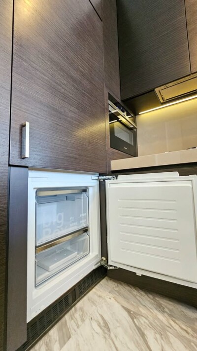 อัปเดตล่าสุด 23/2/2568 :  ศาลาแดง วัน / 57 ตรม. ชั้น 11 *-21