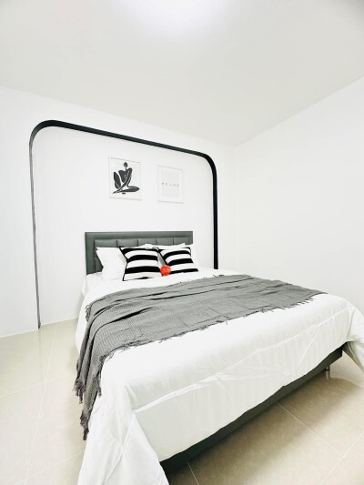 อัสสกาญจน์เพลส รามคำแหง 107 / 33 ตรม.-12