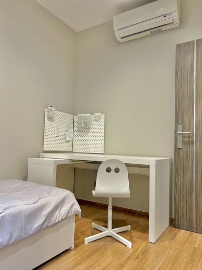 คิว ประสานมิตร / 60 ตร.ม. ตึก B ชั้น 2