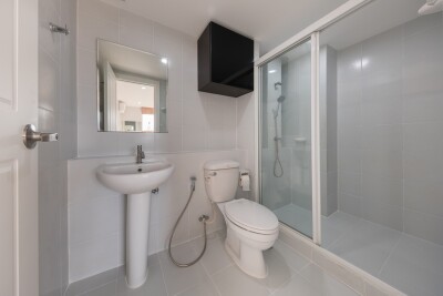 อัปเดตล่าสุด 21/02/68 :  อิลีเม้นท์ ศรีนครินทร์ / 52.75  ตรม. ชั้น 6 ตึก C-15