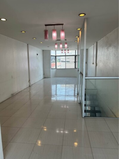 vายอาคารพาณิชย์  3.5 ชั้น 16 ตารางวา-16