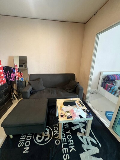 เมโทร พาร์ค สาทร /  31 ตารางเมตร  ชั้น 8 (ชั้นบนสุด)