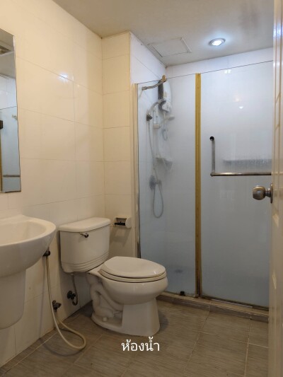 ซีนิธ เพลส แอท ห้วยขวาง / 33.29 ตร.ม. ชั้น 5-6