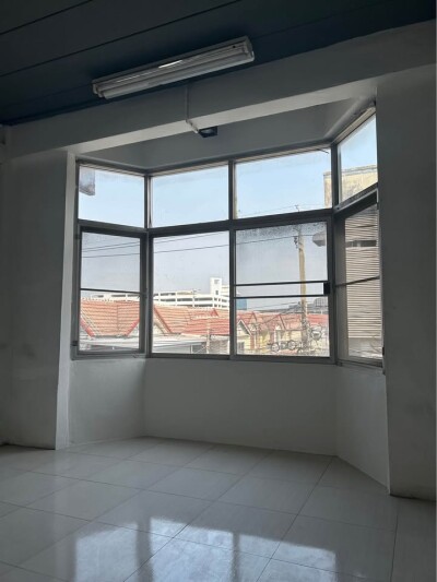 vายอาคารพาณิชย์  3.5 ชั้น 16 ตารางวา-12