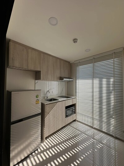 ไอคอน สุขุมวิท 77 / 29.03 ตารางเมตร ห้อง B808 (ตึก B ชั้น 8 วิวโล่ง)-17