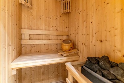 ไซมิส เอ๊กซ์คลูซีพ ควีนส์ / 75 ตรม ชั้น 10 *