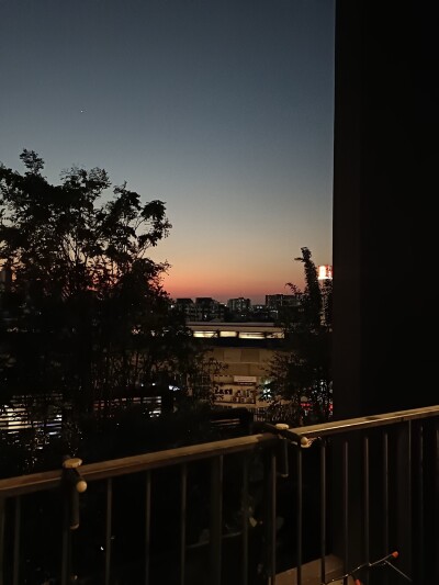 เซ็นทริค รัชโยธิน / 60ตรม.-12