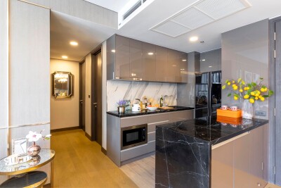 ไซมิส เอ๊กซ์คลูซีพ ควีนส์ / 75 ตรม ชั้น 10 *