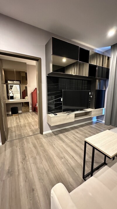 วิสซ์ดอม เอสเซ้นส์ / 45 ตารางเมตร ชั้นที่ : 28