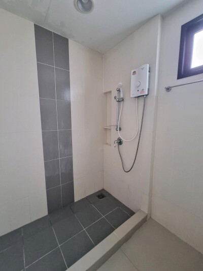 บ้านกลางเมือง กัลปพฤกษ์