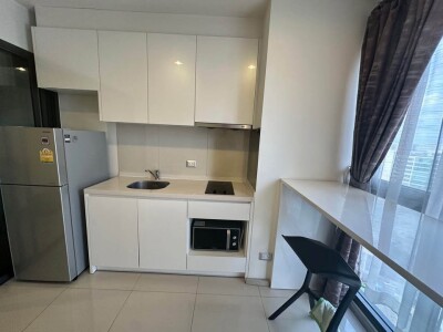 อัปเดตล่าสุด 26/3/68 : ริทึ่ม สุขุมวิท 42 / 45.5ตรม. ชั้น: 20-7