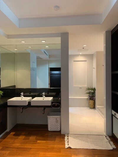 รอยัล เรสสิเดนซ์ พาร์ค / 385 ตรม. *-22