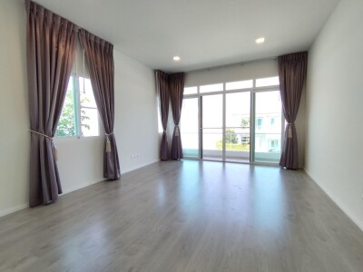 โครงการ มัณฑนาบางนา-วงแหวน / พื้นที่ใช้สอย 158 ตารางเมตร   • 3 ห้องนอน  • 3 ห้องน้ำ-9