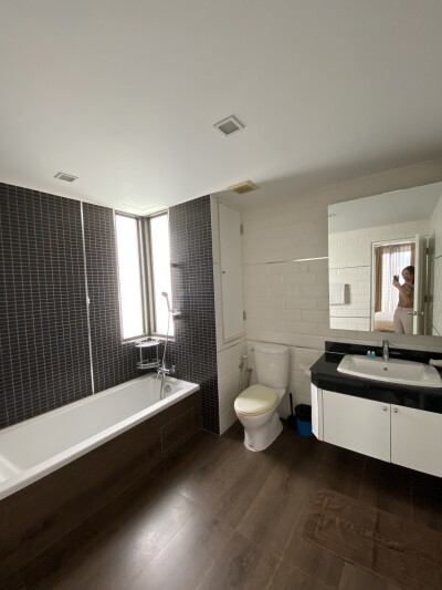 นันทิรุจ ทาวเวอร์ / 120 ตรม. ชั้น: 15th *