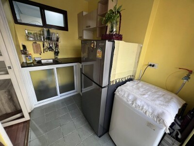 ลุมพินี เพลส นราธิวาส 24 / ห้องขนาด 33.27 ตร.ม. ชั้น 9 (ชั้นบนสุด) อาคาร B-8