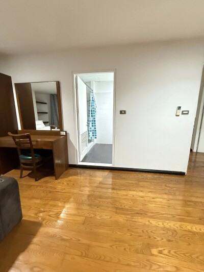 วิทยุ คอมเพล็กซ์ /  120 ตรม. ชั้น 22 ตึก C 1