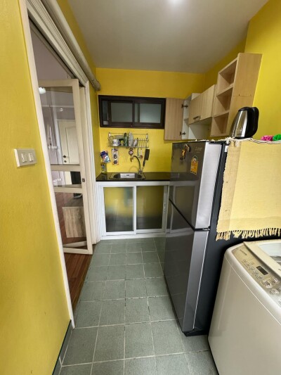 ลุมพินี เพลส นราธิวาส 24 / ห้องขนาด 33.27 ตร.ม. ชั้น 9 (ชั้นบนสุด) อาคาร B-10