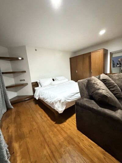 วิทยุ คอมเพล็กซ์ /  120 ตรม. ชั้น 22 ตึก C 1