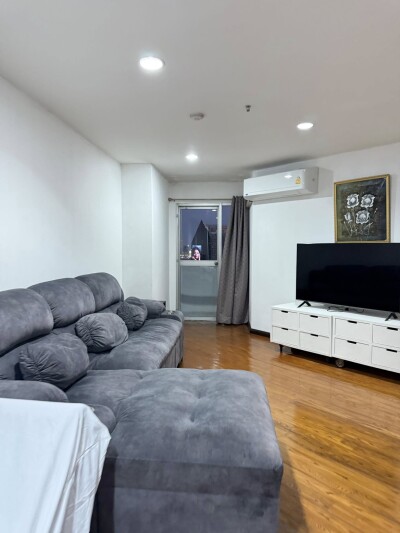 วิทยุ คอมเพล็กซ์ /  120 ตรม. ชั้น 22 ตึก C 1