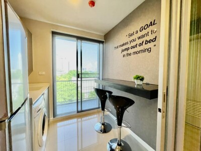 เมโทร ลักซ์ พระราม 4 / ✅ 28.17 ตรม 1 ห้องนอน 1 ห้องน้ำ 1 ห้องนั่งเล่น พร้อมครัวแยก