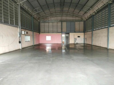 ให้เช่าโกดัง บางพลี ทำเลดี เดินทางสะดวก ถ.เทพารักษ์ ใกล้สนามบินสุวรรณภูมิ ถนนกิ่งแก้ว บางนา-ตราด