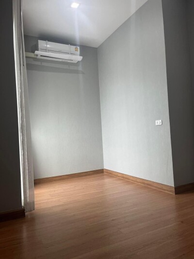 โกลเด้น ทาวน์ 3 ลาดพร้าว - เกษตรนวมินทร์ / ▪️ 17 ตรว  3 ห้องนอน 2ห้องน้ำ (หลังริม)-6