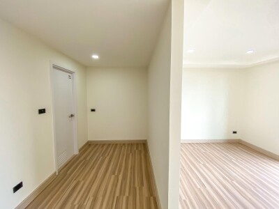 SPACE Home Office ทำเลดี ไม่ไกลจากรถไฟฟ้า • โครงการตั้งอยู่ใน ถนนสุขุมวิท 101/1-14