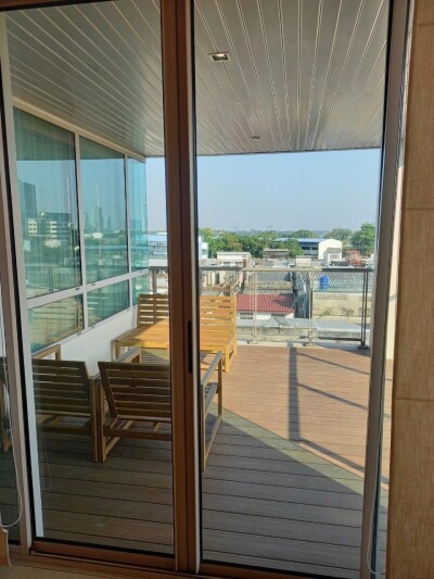 เดอะ ล็อฟท์ เย็นอากาศ / 2 ห้องน้ำ 2 ห้องแต่งตัว 2 ระเบียง 2 ที่จอดรถ