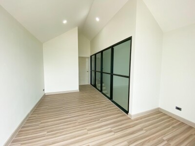 SPACE Home Office ทำเลดี ไม่ไกลจากรถไฟฟ้า • โครงการตั้งอยู่ใน ถนนสุขุมวิท 101/1-7