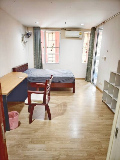 The attic lite แจ้งวัฒนะ 24 / 4ห้องนอน  3ห้องน้ำ 1ครัว 1ห้องนั่งเล่น-5