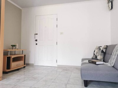 ลุมพินี เพลส สาทร / ขนาด 30 ตร.ม. อยู่ชั้น 2 วิวสวน-1