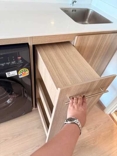 อัปเดตล่าสุด 6/5/2568 : ไลฟ์ พระราม 4 - อโศก / - 1 Bed Plus ขนาด 36 ตรม.  ชั้น 11-12