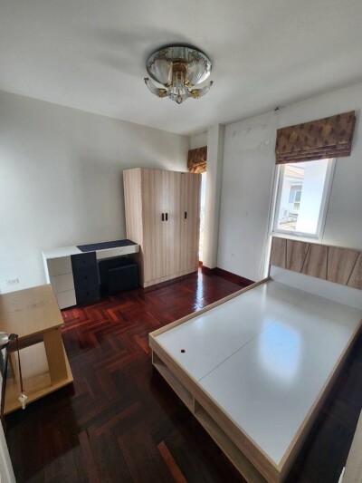 📣 ขายบ้านเดี่ยว 2 ชั้น ทำเลเยี่ยม ใกล้โรงเรียนนานาชาติ Harrow และสนามบินดอนเมือง!