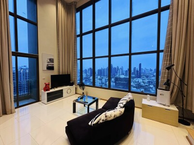 ดิ เอ็มโพริโอ เพลส / 🌸Duplex 2 ห้องนอน 2 ห้องน้ำ 1 ห้องเก็บของ ตกแต่งครบ-1