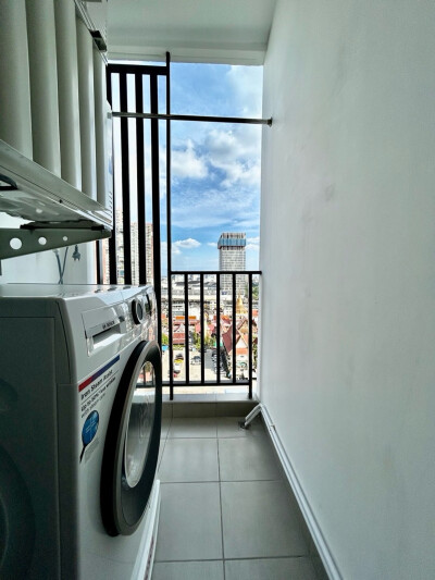 รีเจ้นท์โฮม บางนา (โครงการใหม่) • 1 ห้องนอน 1 ห้องน้ำ • ชั้น 16 อาคาร D • ขนาด 28 ตร.ม. • มี 2 ห้อง: ห้อง 423 และ ห้อง 4-34