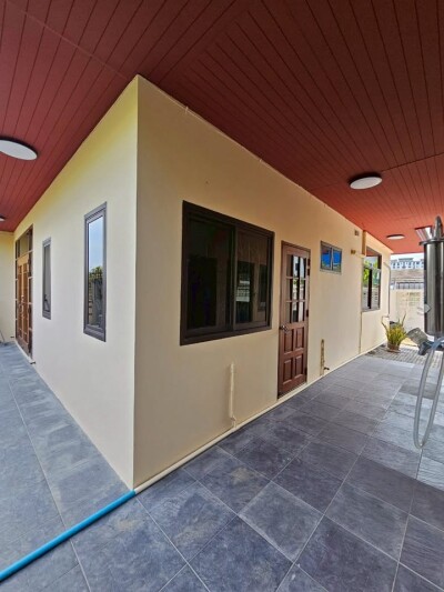 บ้านเดี่ยวลาดพร้าว 93 / บ้าน 3 ชั้น ขนาดพื้นที่ 111 ตรว. พื้นที่ใช้สอย 800 ตรม