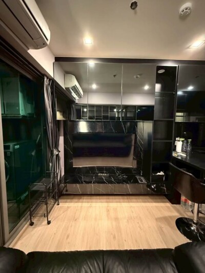 วิสซ์ดอม สเตชั่น รัชดา - ท่าพระ / Whizdom Station Ratchada - Thapra