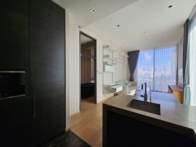 28 ชิดลม / ขนาดห้อง 55 ตร.ม.  ชั้น 11-10