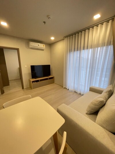 ไลฟ์ พหล - ลาดพร้าว / Life Phahon - Ladprao