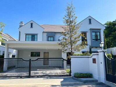 นันทวัน พระราม 9 - กรุงเทพกรีฑาตัดใหม่ / 🛏️ 4 ห้องนอน 🚿 5 ห้องน้ำ 🚗 ที่จอดรถ 3 คัน