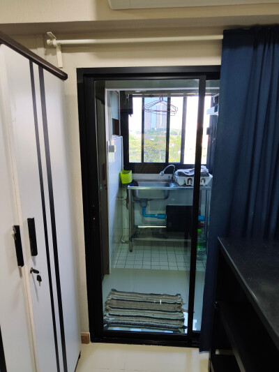 สิริ ศรีลาซาล / SIRI Sri-Lasalle