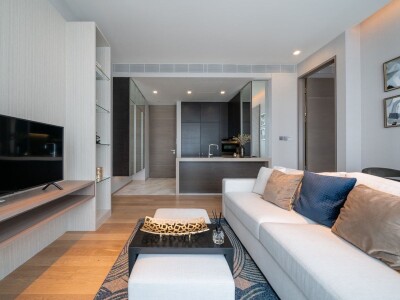 ศาลาแดง วัน / พื้นที่ใช้สอย 57.70 ตร.ม. ชั้นที่ 6 *