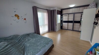 อินนิซิโอ 2 ปิ่นเกล้า - วงแหวน / 2 ชั้น 3 ห้องนอน 2 ห้องน้ำ ขนาด 62 ตร.วา